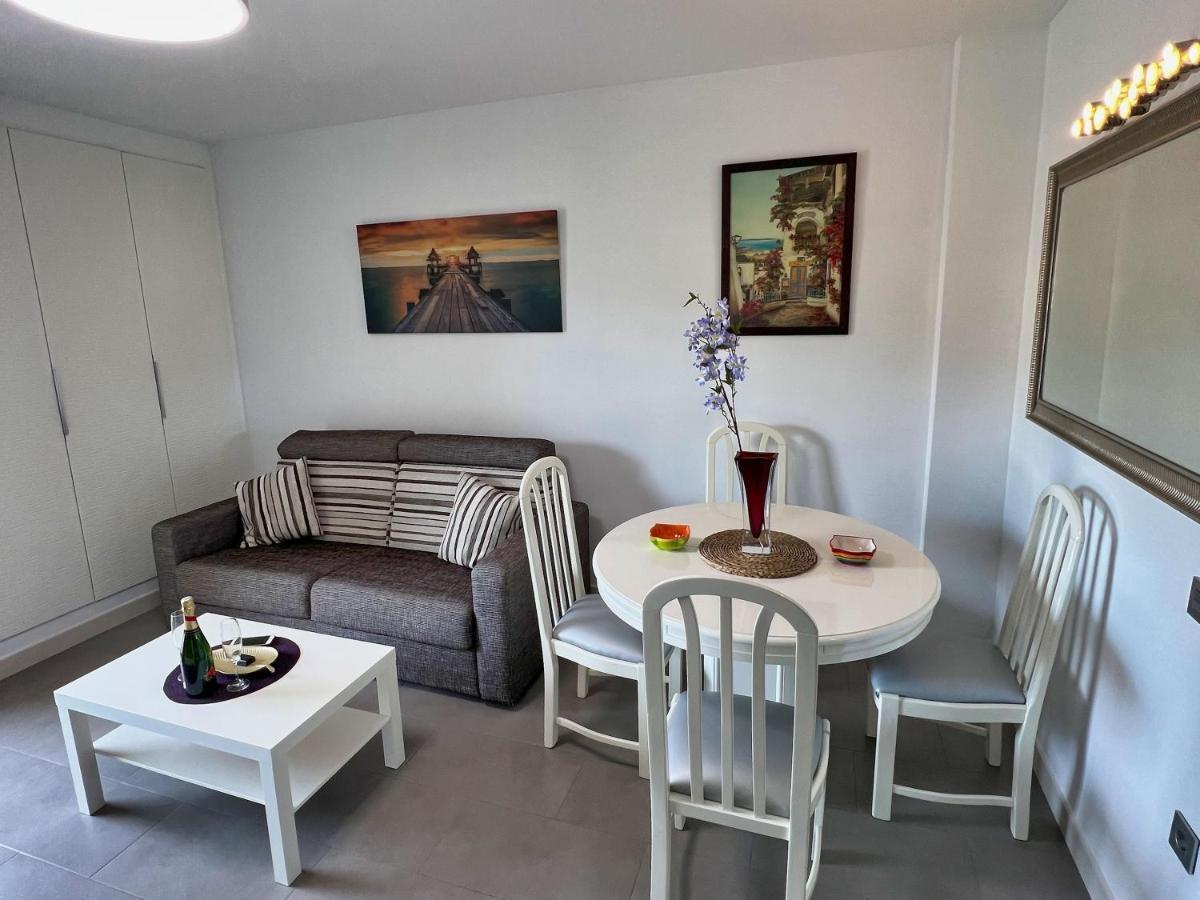 Benalbeach Playa - Estudio En เบนัลมาเดนา ภายนอก รูปภาพ