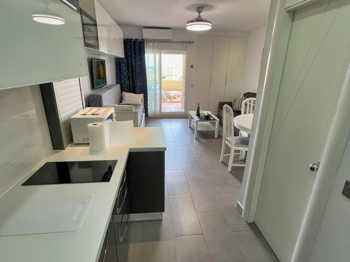 Benalbeach Playa - Estudio En เบนัลมาเดนา ภายนอก รูปภาพ